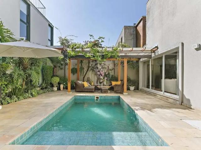 Casa / Sobrado para Locação em São Paulo/SP Jardim Paulista 5 Quartos