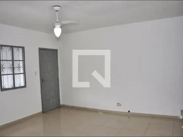 Casa / Sobrado para Locação em São Paulo/SP Jardim Peri 3 Quartos
