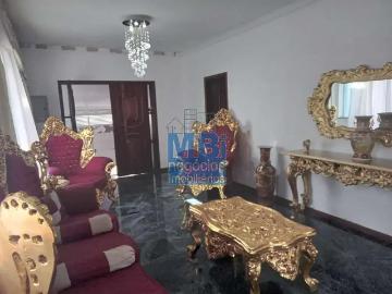 Casa / Sobrado para Locação em São Paulo/SP Jardim Petrópolis 4 Quartos