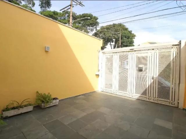 Casa / Sobrado para Locação em São Paulo/SP Jardim Prudência 3 Quartos