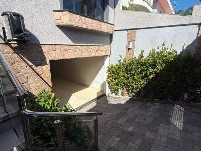Casa / Sobrado para Locação em São Paulo/SP Jardim Regina 3 Quartos