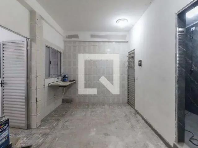 Casa / Sobrado para Locação em São Paulo/SP Jardim Robru 1 Quartos