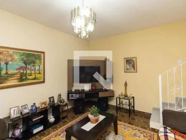Casa / Sobrado para Locação em São Paulo/SP Jardim Robru 3 Quartos