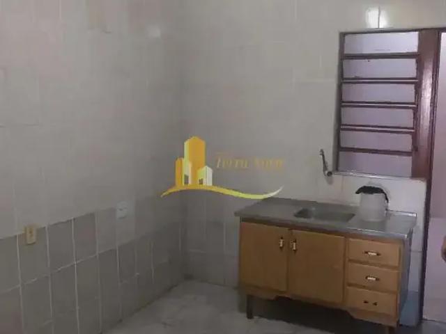 Casa / Sobrado para Locação em São Paulo/SP Jardim Robru 3 Quartos