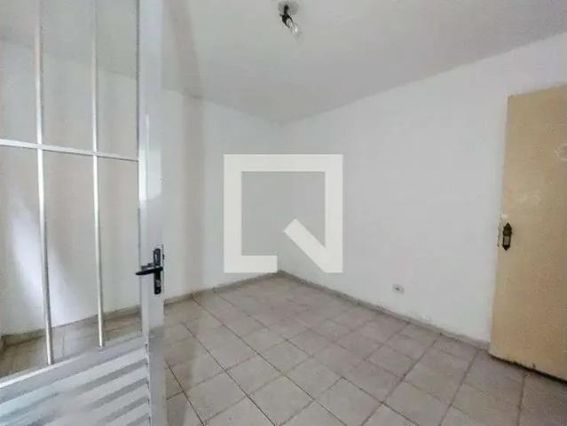 Casa / Sobrado para Locação em São Paulo/SP Jardim São Luís 1 Quartos