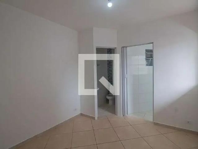 Casa / Sobrado para Locação em São Paulo/SP Jardim São Luís 1 Quartos