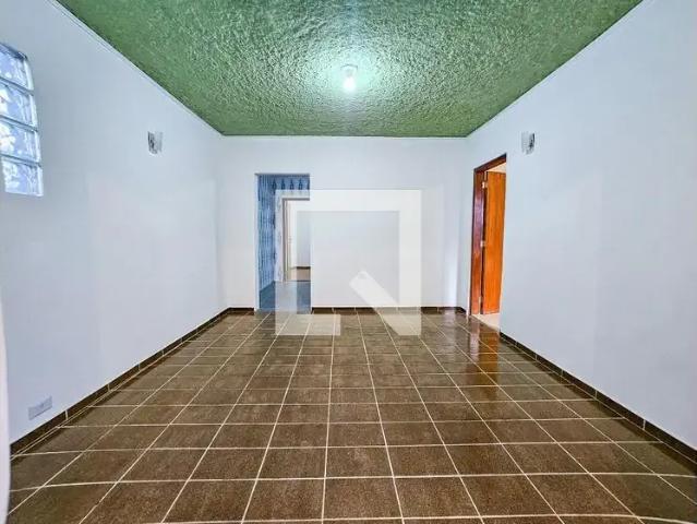 Casa / Sobrado para Locação em São Paulo/SP Jardim São Luís 3 Quartos