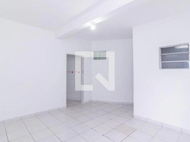 Casa / Sobrado para Locação em São Paulo/SP Jardim Santa Mônica 1 Quartos
