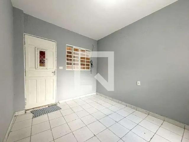 Casa / Sobrado para Locação em São Paulo/SP Jardim Santa Emília 1 Quartos
