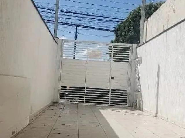 Casa / Sobrado para Locação em São Paulo/SP Jardim Triana 3 Quartos