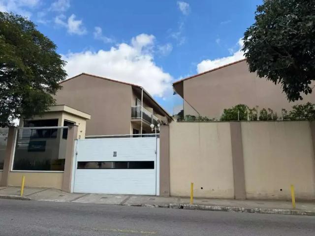 Casa / Sobrado para Locação em São Paulo/SP Jardim Ubirajara Zona Sul 3 Quartos