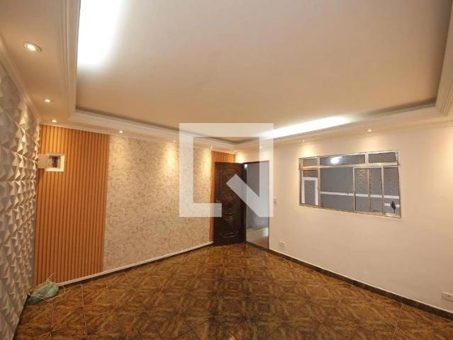Casa / Sobrado para Locação em São Paulo/SP Jardim Vila Carrão 3 Quartos