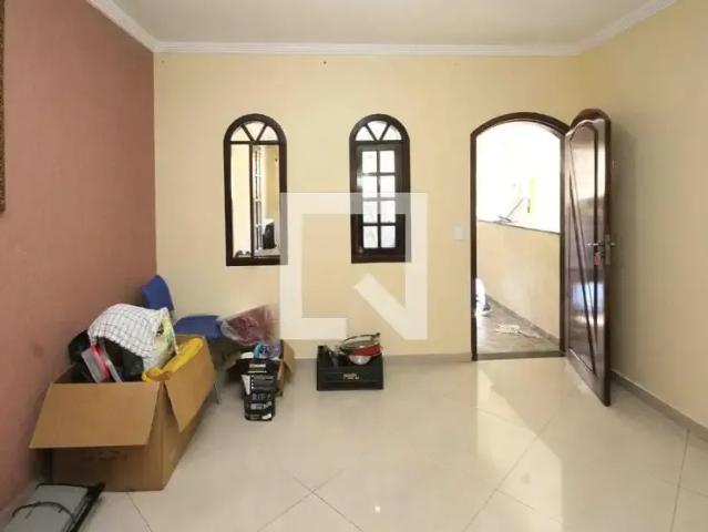 Casa / Sobrado para Locação em São Paulo/SP Jardim Vila Carrão 3 Quartos