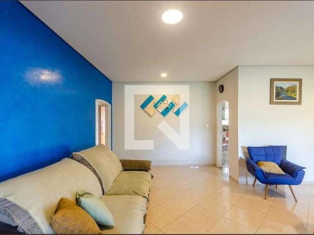 Casa / Sobrado para Locação em São Paulo/SP Jardim Vivan 4 Quartos