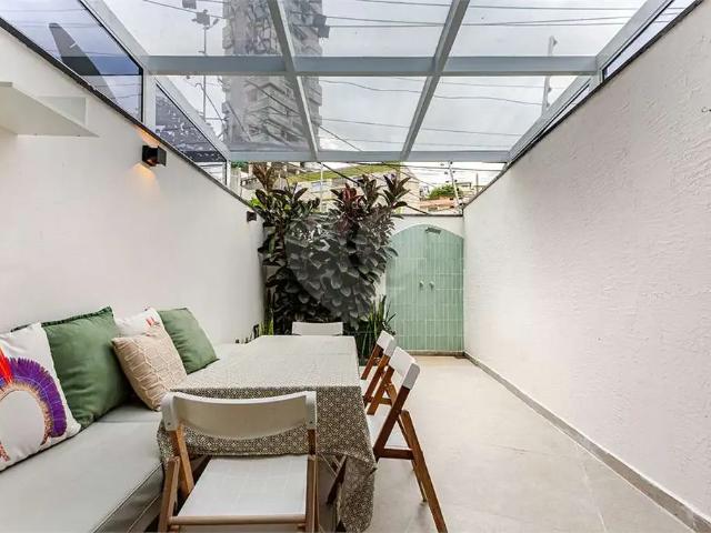 Casa / Sobrado para Locação em São Paulo/SP Lapa 2 Quartos