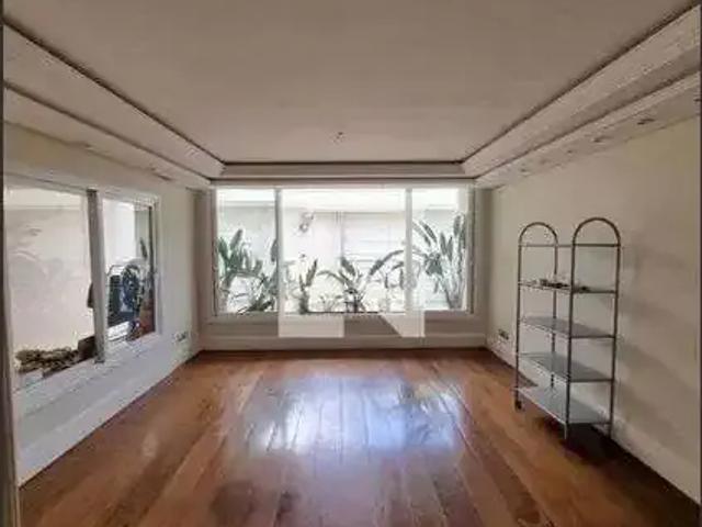 Casa / Sobrado para Locação em São Paulo/SP Moema 4 Quartos
