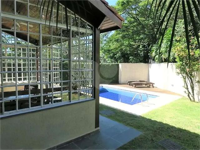 Casa / Sobrado para Locação em São Paulo/SP Morumbi 4 Quartos