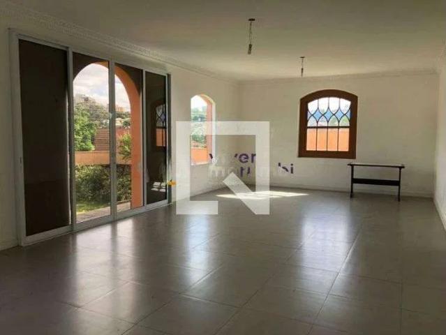 Casa / Sobrado para Locação em São Paulo/SP Morumbi 4 Quartos