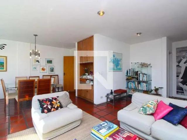 Casa / Sobrado para Locação em São Paulo/SP Morumbi 4 Quartos