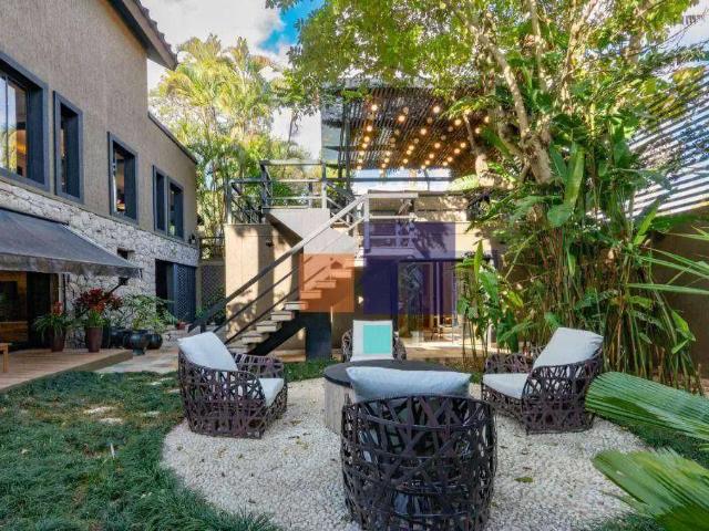 Casa / Sobrado para Locação em São Paulo/SP Morumbi 5 Quartos