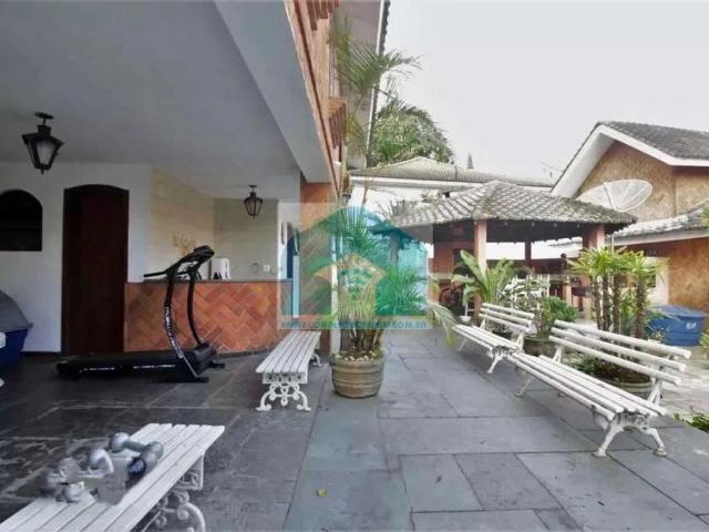 Casa / Sobrado para Locação em São Paulo/SP Morumbi 6 Quartos