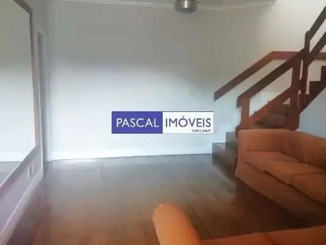 Casa / Sobrado para Locação em São Paulo/SP Morumbi 3 Quartos