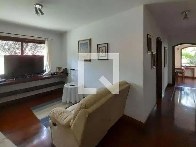 Casa / Sobrado para Locação em São Paulo/SP Morumbi 3 Quartos