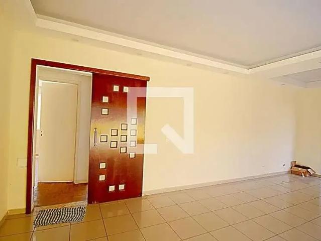 Casa / Sobrado para Locação em São Paulo/SP Morumbi 3 Quartos