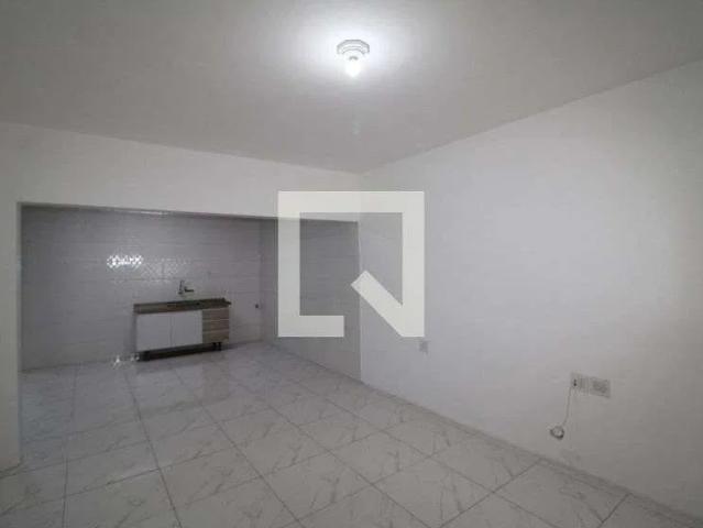 Casa / Sobrado para Locação em São Paulo/SP Mandaqui 2 Quartos