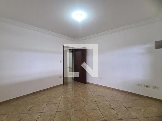 Casa / Sobrado para Locação em São Paulo/SP São Rafael 7 Quartos
