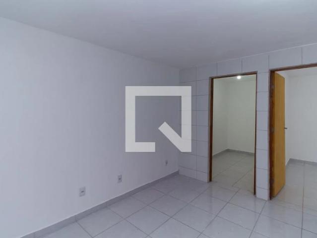 Casa / Sobrado para Locação em São Paulo/SP São Rafael 2 Quartos