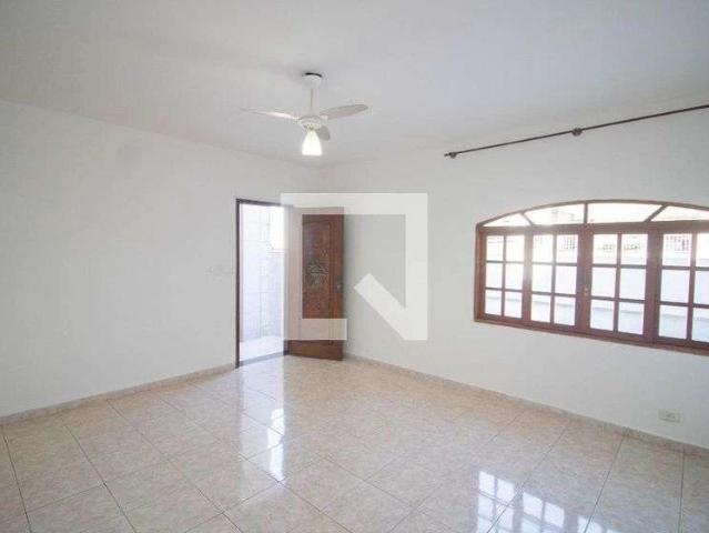 Casa / Sobrado para Locação em São Paulo/SP Santana 4 Quartos