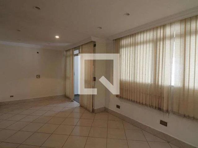 Casa / Sobrado para Locação em São Paulo/SP Santana 4 Quartos