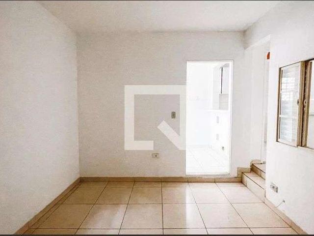 Casa / Sobrado para Locação em São Paulo/SP Santana 1 Quartos