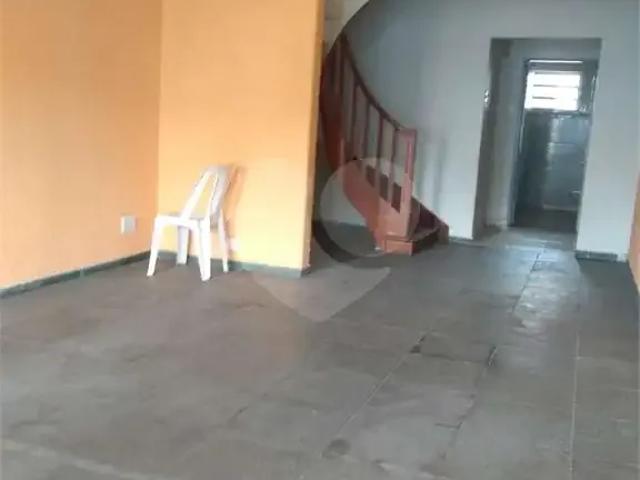 Casa / Sobrado para Locação em São Paulo/SP Santana 2 Quartos