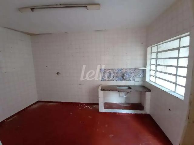 Casa / Sobrado para Locação em São Paulo/SP Santana 2 Quartos