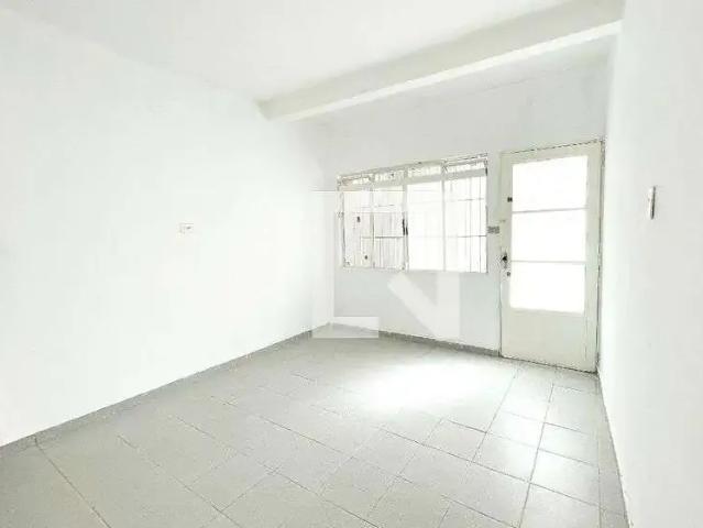 Casa / Sobrado para Locação em São Paulo/SP Santana 2 Quartos
