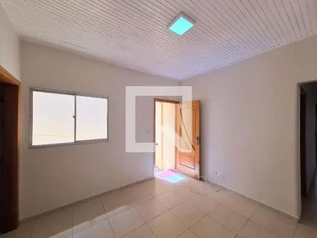Casa / Sobrado para Locação em São Paulo/SP Santana 2 Quartos
