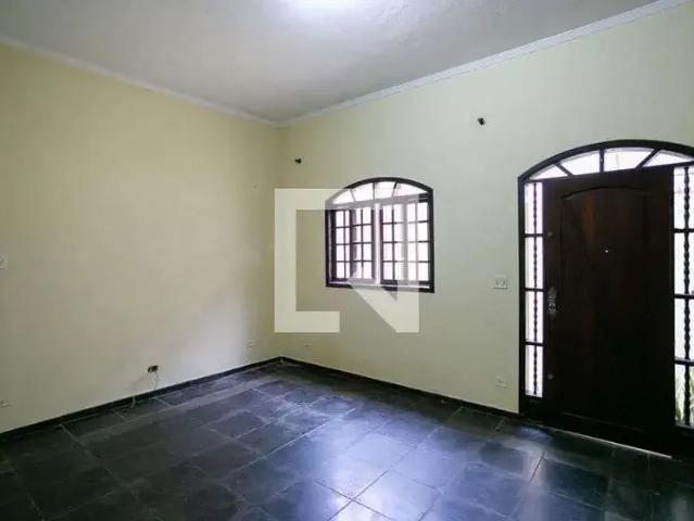 Casa / Sobrado para Locação em São Paulo/SP Santana 2 Quartos