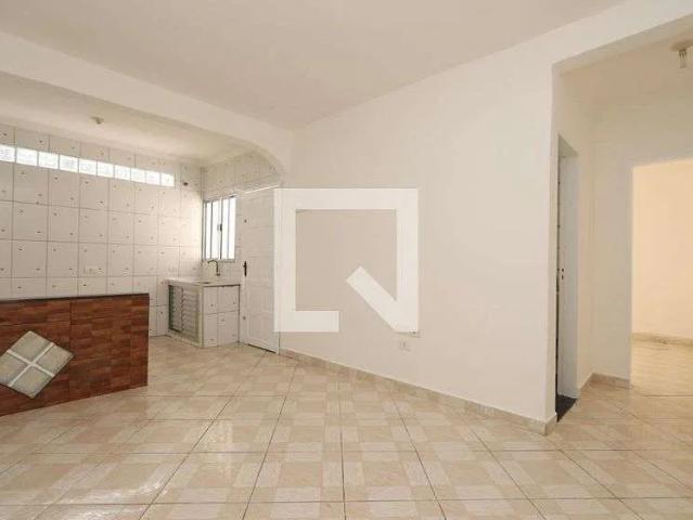 Casa / Sobrado para Locação em São Paulo/SP Sapopemba 1 Quartos