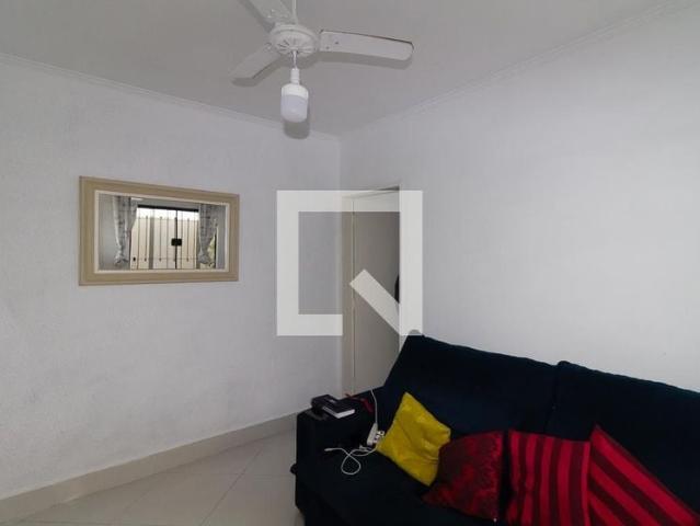 Casa / Sobrado para Locação em São Paulo/SP Sapopemba 3 Quartos