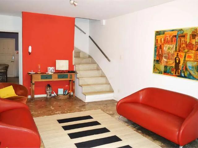 Casa / Sobrado para Locação em São Paulo/SP Sumaré 2 Quartos