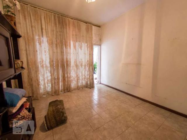 Casa / Sobrado para Locação em São Paulo/SP Sumaré 2 Quartos