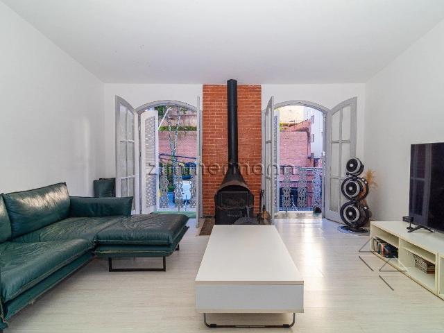 Casa / Sobrado para Locação em São Paulo/SP Sumaré 3 Quartos