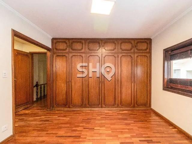 Casa / Sobrado para Locação em São Paulo/SP Sumaré 3 Quartos