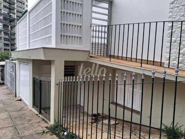 Casa / Sobrado para Locação em São Paulo/SP Sumaré 3 Quartos