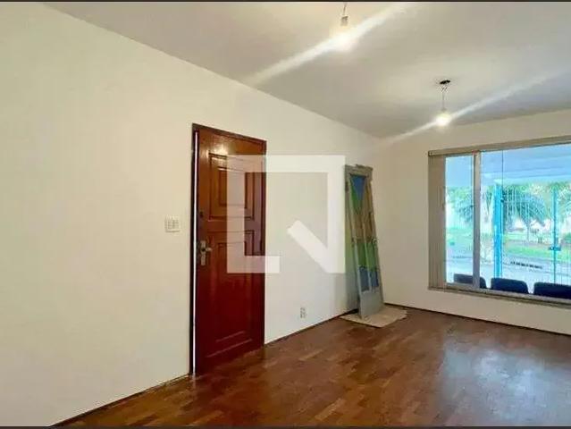Casa / Sobrado para Locação em São Paulo/SP Sumaré 3 Quartos