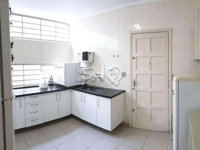 Casa / Sobrado para Locação em São Paulo/SP Sumaré 4 Quartos