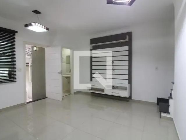 Casa / Sobrado para Locação em São Paulo/SP Ponte Rasa 2 Quartos