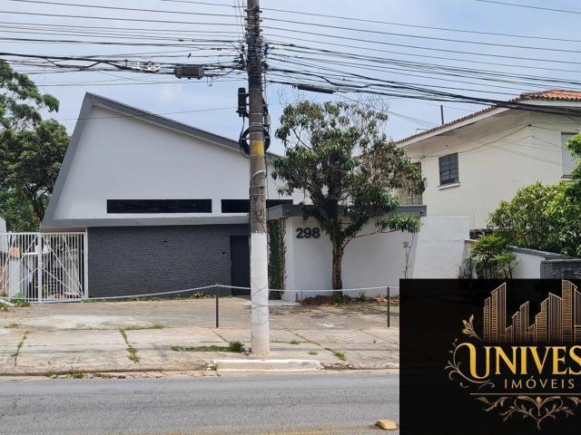 Casa / Sobrado para Locação em São Paulo/SP Pacaembu